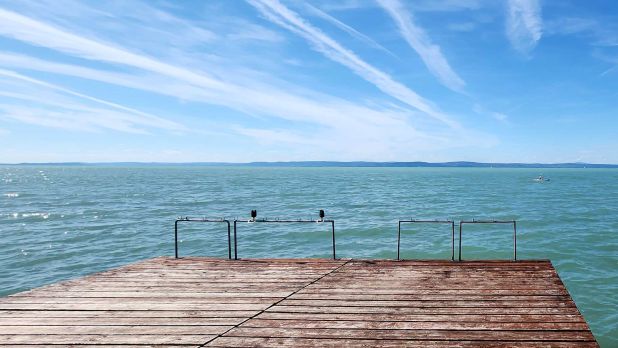 A közvetlen vízparti nyaralóban, sajátjában élvezheti a vízparti élményeket A közvetlen vízparti nyaralóban, sajátjában élvezheti a vízparti élményeket